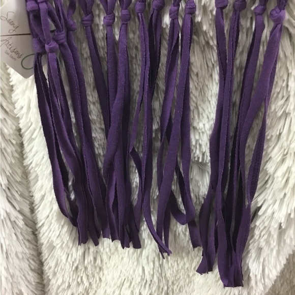 Saang Artisans Sak Sum purple scarf with fringe - Picture 4 of 13